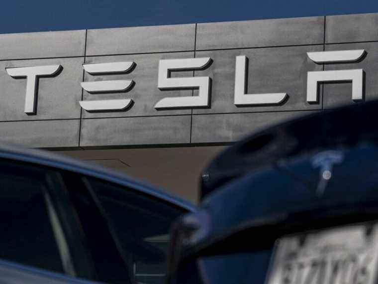 Êtes-vous « passionné » par l’énergie durable ?  Tesla embauche au Canada