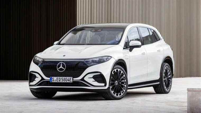 Le SUV Mercedes EQS fait la beauté volumineuse de la bonne façon