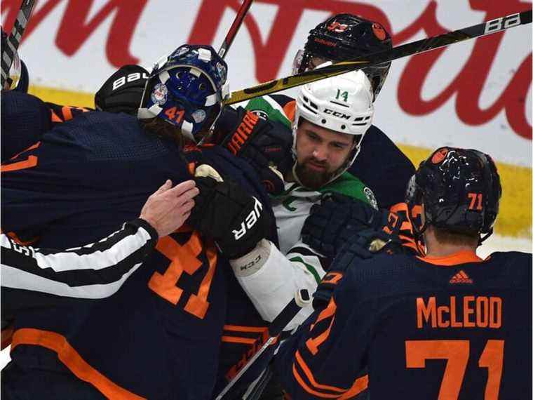 Les Oilers gardent le pied sur l’accélérateur, écrasent les Stars