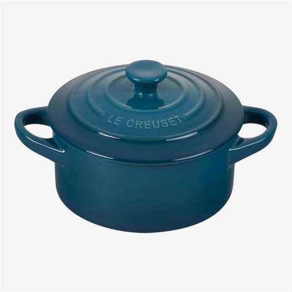 Le Creuset Signature Petite Cocotte 8 onces