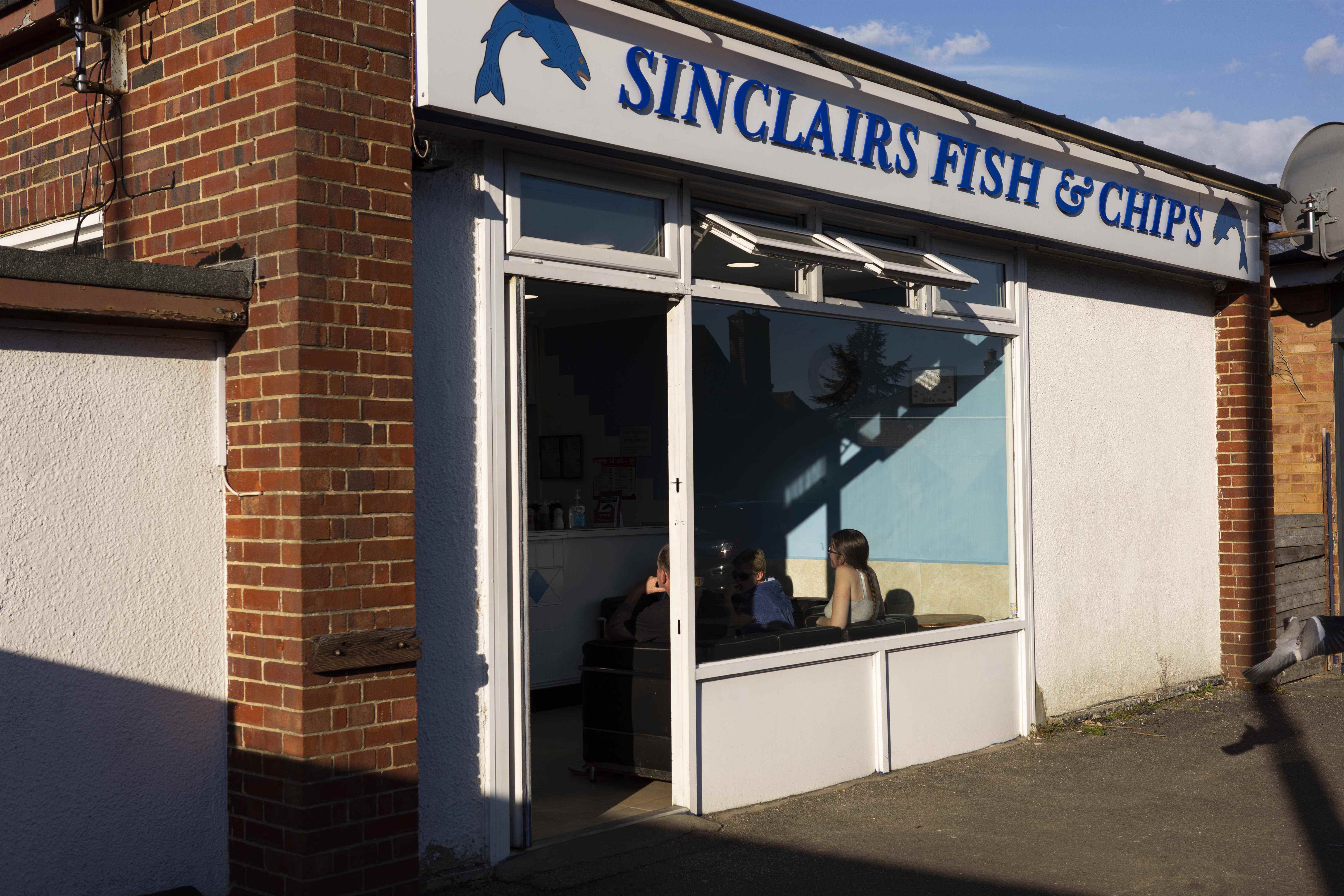 L'extérieur d'un magasin de fish and chips