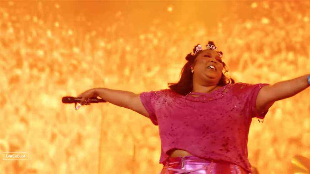 Lizzo rejoint Harry Styles pour One Direction Favorite au Coachella Weekend 2 Les plus populaires doivent être lus Inscrivez-vous aux newsletters Variety Plus de nos marques
	
	
