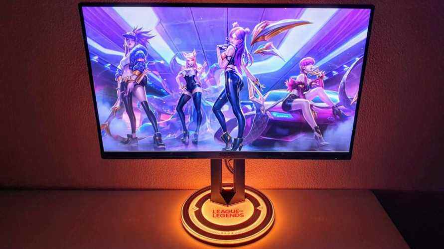 Le moniteur de jeu AOC Agon Pro AG275QXL League of Legends Editiong