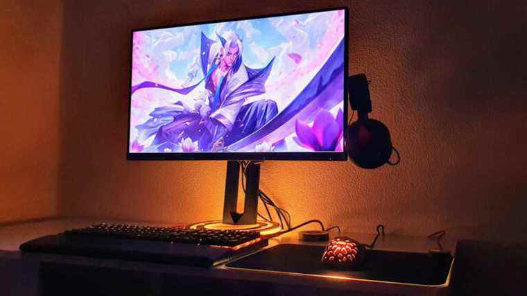 Examen du moniteur de jeu AOC Agon Pro AG275QXL League of Legends
