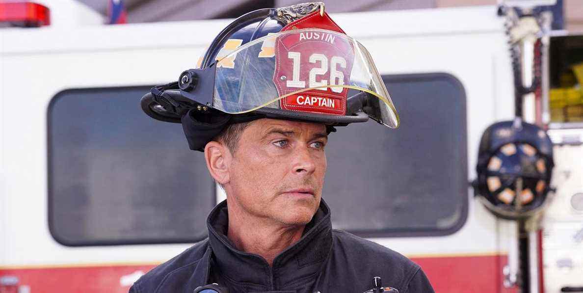 9-1-1: Lone Star présente le vrai frère de Rob Lowe, Chad, comme un frère séparé

