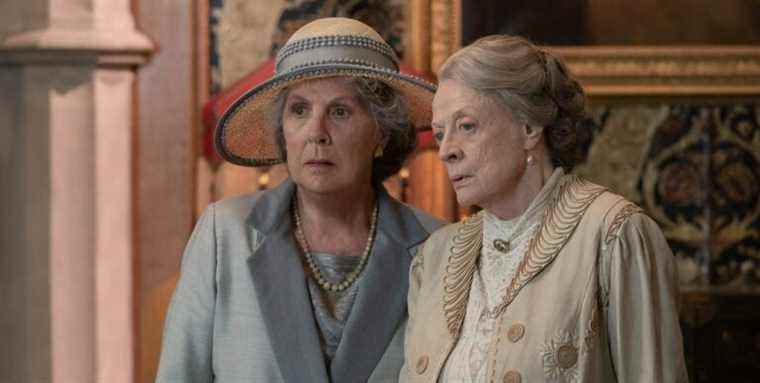 Le score de Rotten Tomatoes de Downton Abbey 2 est révélé alors que les premières critiques arrivent

