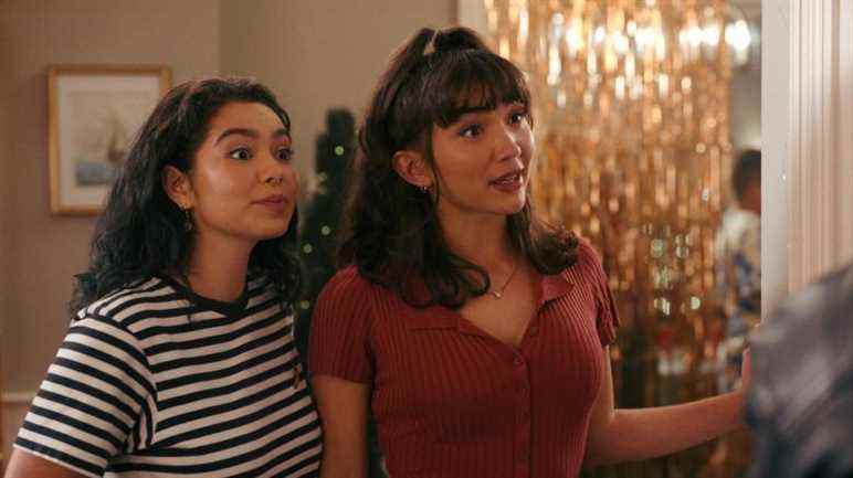 Auli'i Cravalho et Rowan Blanchard dans "Écraser"