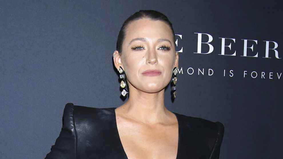 Blake Lively fera ses débuts en tant que réalisateur avec l'adaptation de 