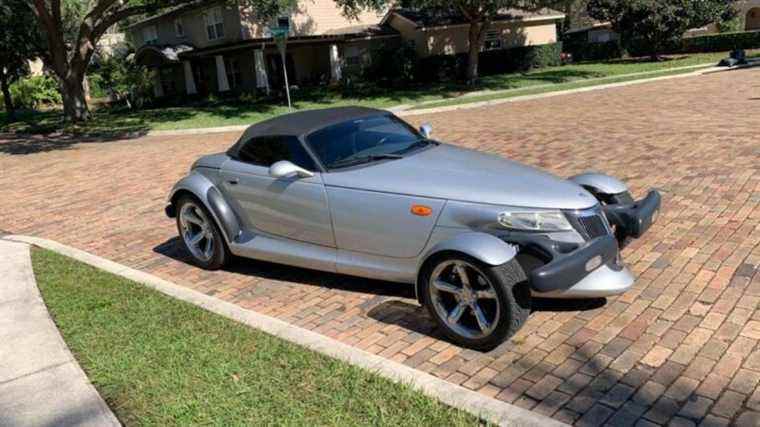 À 24 400 $, cette Plymouth Prowler 2001 est-elle une canne rétro au bon prix ?