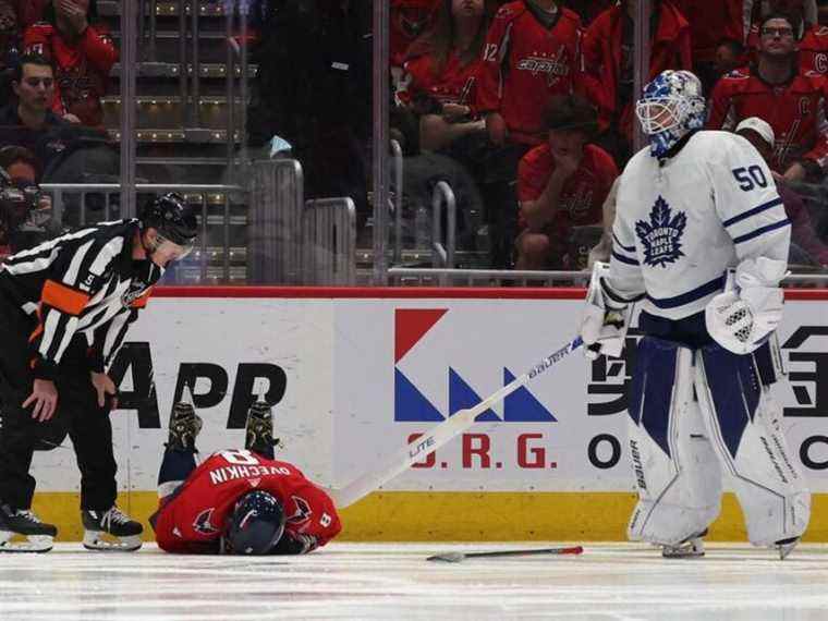 Alex Ovechkin des Capitals au jour le jour avec une blessure au haut du corps