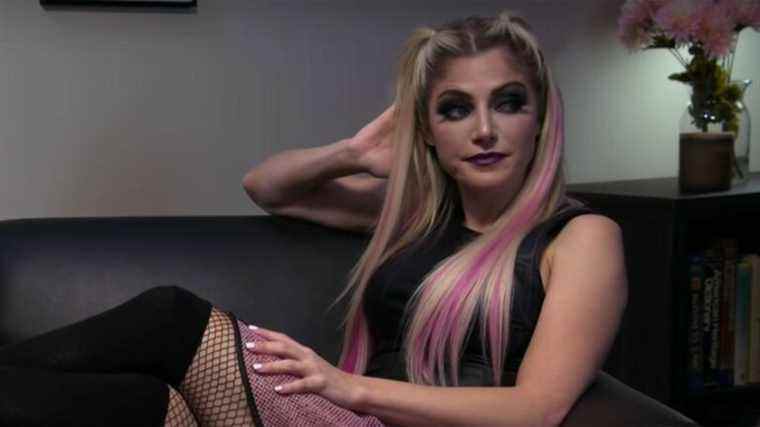 Alexa Bliss s'est mariée et un groupe de stars de la WWE a publié des images amusantes
