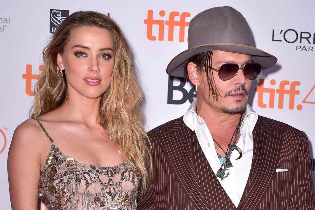 Amber Heard poussée à inclure les détails du mariage dans l'article Johnny Depp poursuivi en justice
