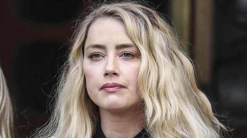 Amber Heard remercie ses partisans avant de voir Johnny Depp au tribunal : 