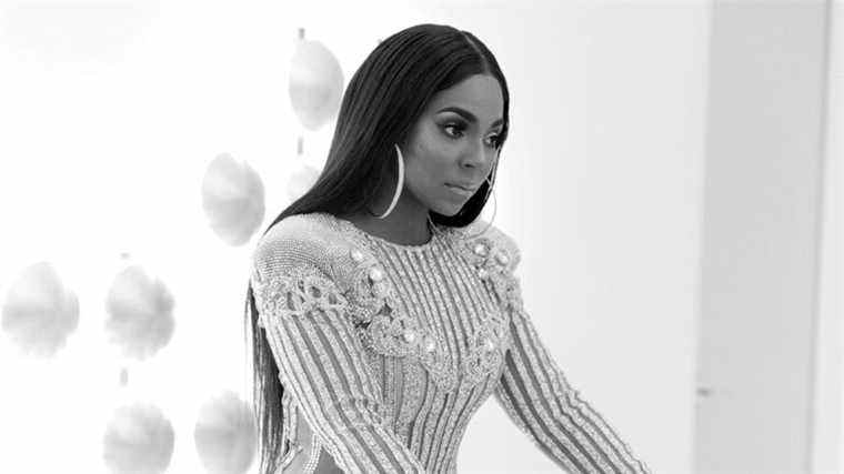 Ashanti réfléchit à sa passion précoce pour le chant et aux 20 ans qui se sont écoulés depuis la percée du single "Foolish" Le plus populaire doit être lu Inscrivez-vous aux newsletters Variety Plus de nos marques
	
	
