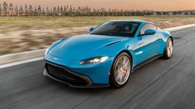 Aston Martin Vantage avec blindage de niveau B4 empêche les briques et les balles d’entrer