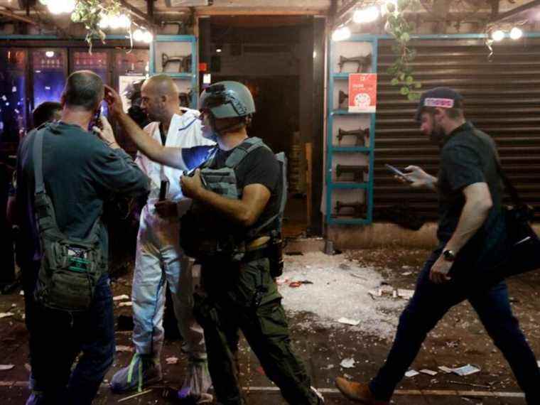 Au moins 2 morts dans l’attaque d’un bar de Tel-Aviv, selon la police