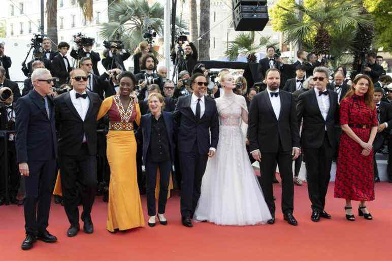 Robin Campillo, Enki Bilal, Maimouna N'Diaye, Kelly Reichardt, Alejandro Gonzalez Inarritu, Elle Fanning, Yorgos Lantimos Pawel Pawlikowski et Alice Rohrwacher, Tapis rouge "Cérémonie de clôture" lors du 72ème Festival International du Film de Cannes, au Palais des Festivals et des Congrès, Cannes FRANCE - 25/05/2019 (Sipa via AP Images)