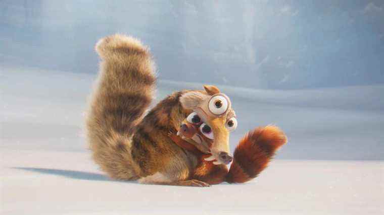 Scrat câlinant un petit écureuil 