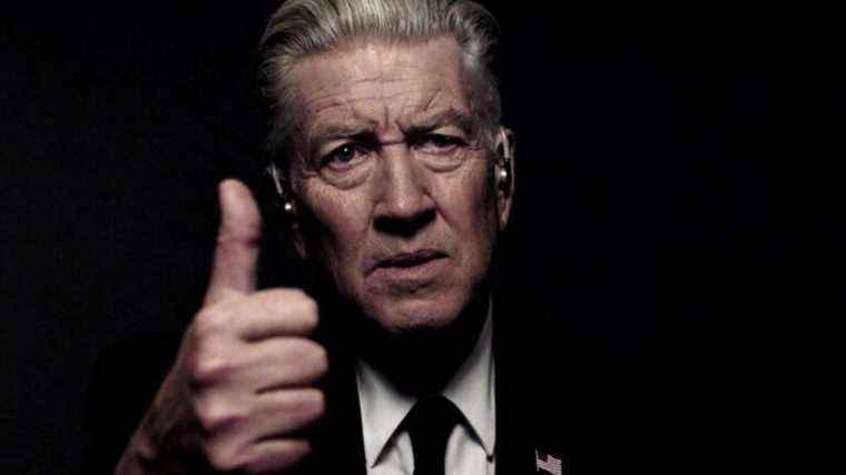 David Lynch lance une initiative de 500 millions de dollars sur la santé mentale et la méditation pour les étudiants
