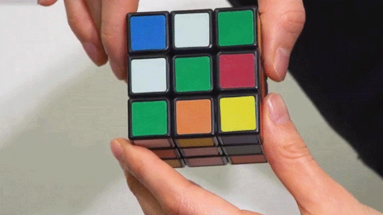 Des monstres de la vie réelle ont créé un Rubik’s Cube qui change de couleur lorsque vous le déplacez