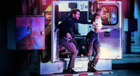 Eiza Gonzalez d'Ambulance dit qu'elle a eu une véritable attaque de panique en tournant une scène folle dans le film de Michael Bay