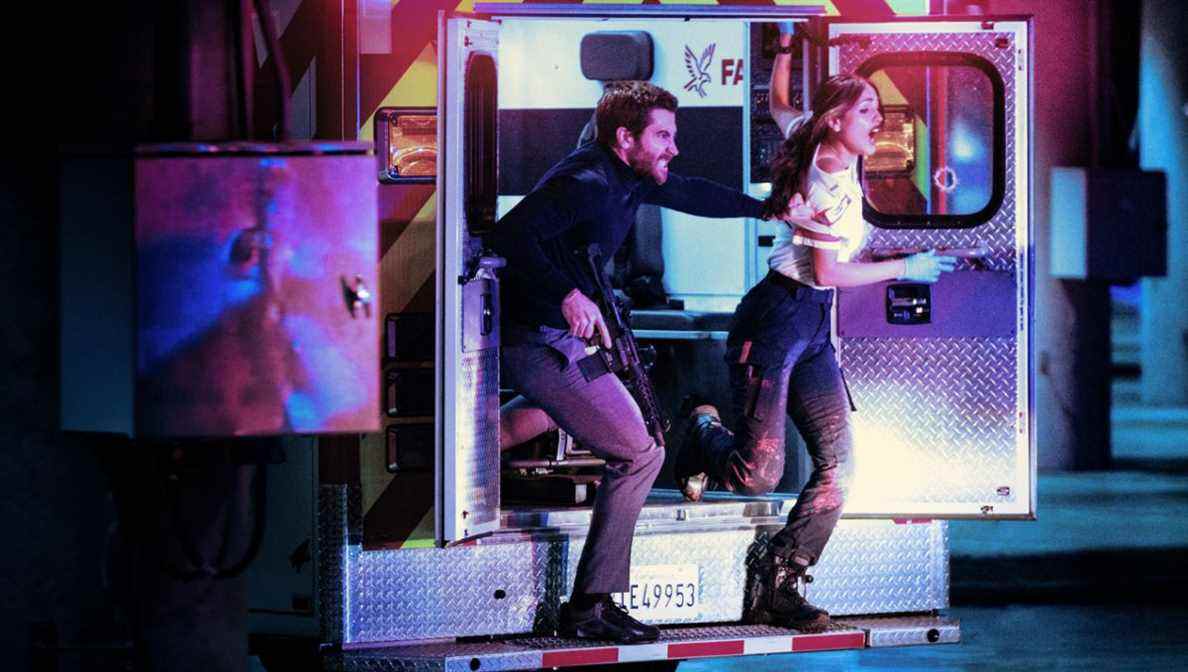 Eiza Gonzalez d'Ambulance dit qu'elle a eu une véritable attaque de panique en tournant une scène folle dans le film de Michael Bay
