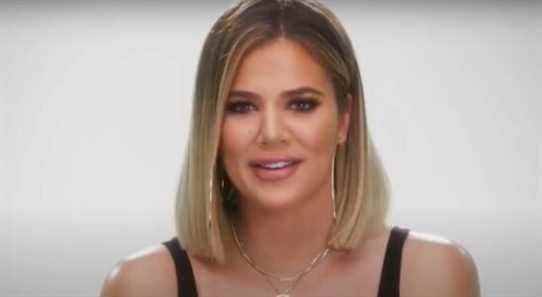 Enfin, Khloé Kardashian s'est adressé à la photo de Disneyland de Kim avec True que les fans ont prétendu avoir été photoshoppé