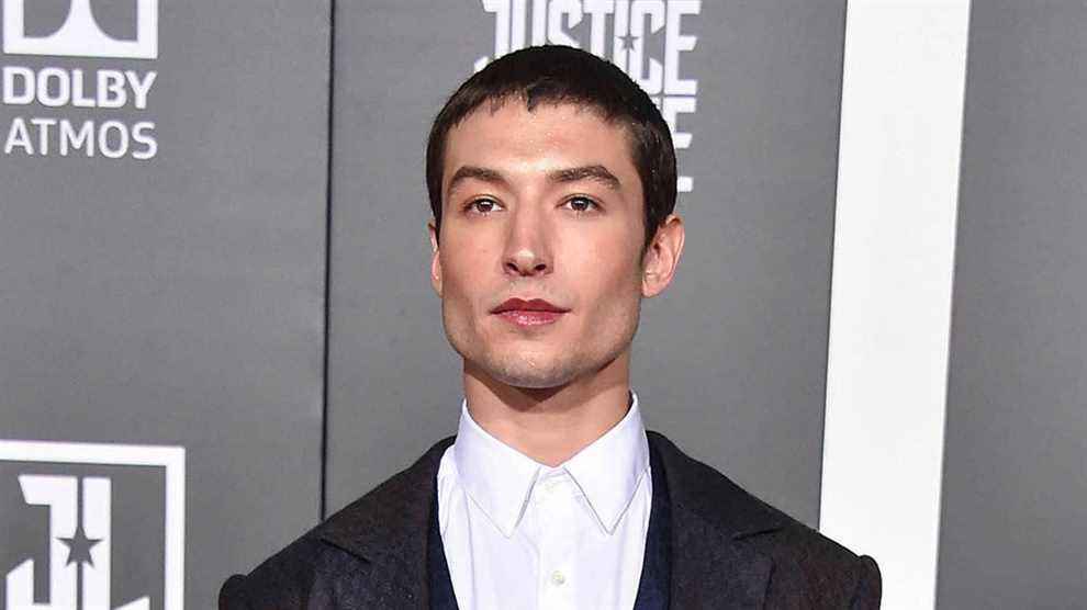 Ezra Miller arrêté pour voies de fait à Hawaï, quelques semaines après sa première arrestation Les plus populaires doivent être lus Inscrivez-vous aux newsletters Variété Plus de nos marques
	
	
