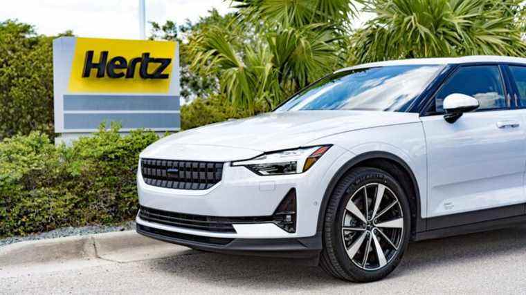 Hertz dit qu’il achète jusqu’à 65 000 véhicules électriques Polestar pour ses flottes de location