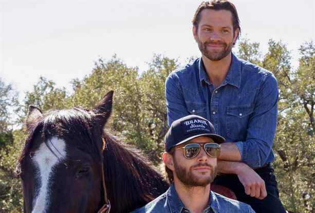 Jensen Ackles sur la réalisation de « Walker », retrouvant Jared Padalecki