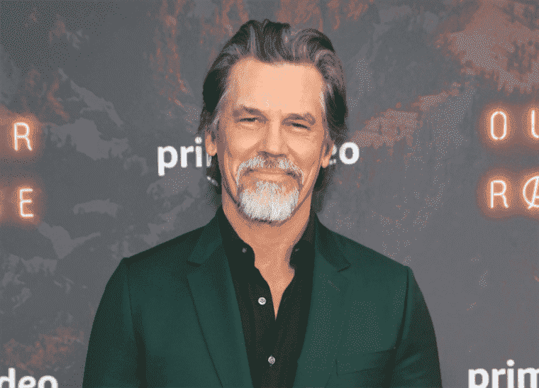 Josh Brolin, Outer Range premiere