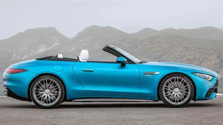 La Mercedes-AMG SL 43 veut être la voiture parfaite