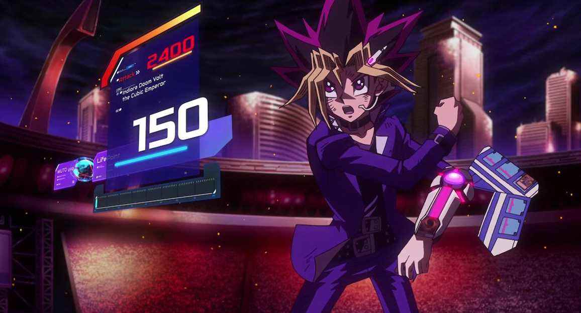 Yugi se bat avec un disque de duel sur son bras et un écran apparaît devant lui lors d'un duel