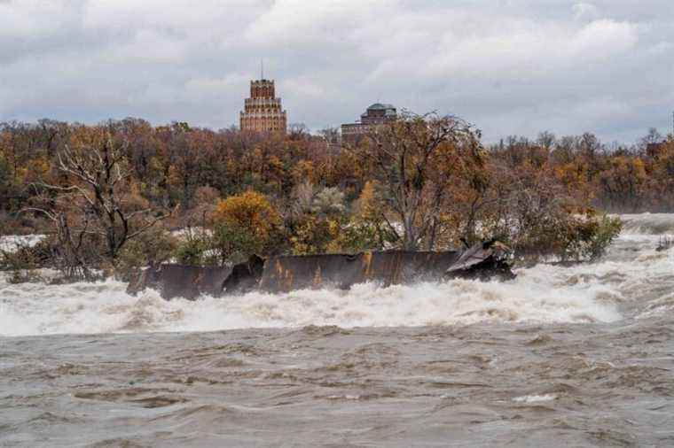 Le mauvais temps rapproche un naufrage centenaire du passage des chutes du Niagara