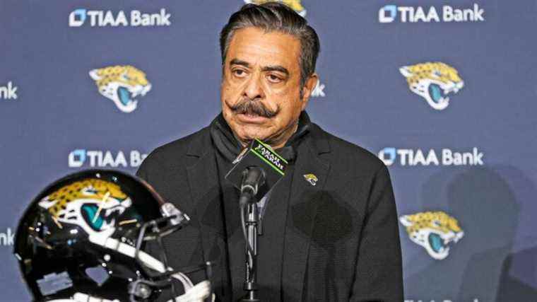 Le propriétaire des Jaguars de Jacksonville, Shad Khan, qui a laissé la chaîne Black News fermer, était le comportement de pointe de Shad Khan