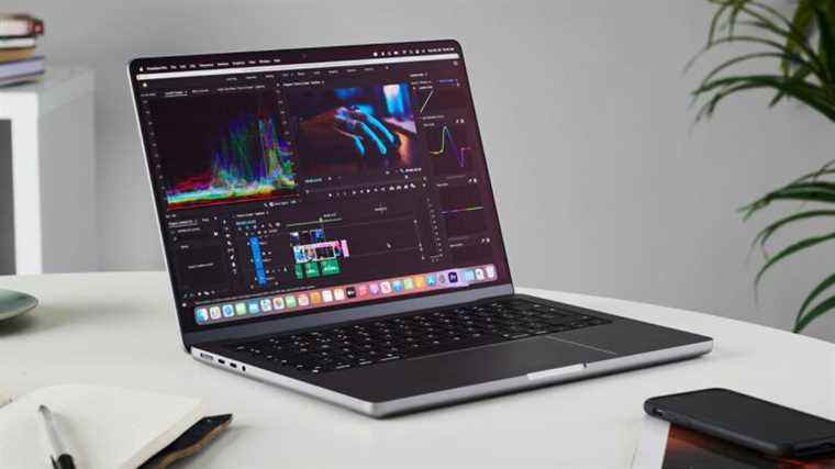 Les MacBook avec écrans OLED sont encore loin, mais cela pourrait valoir la peine d’attendre