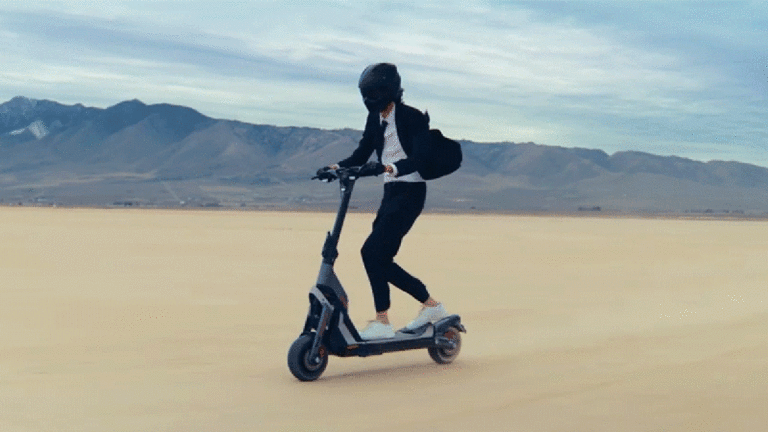 Les nouveaux scooters de la série GT de Segway sont incroyablement rapides