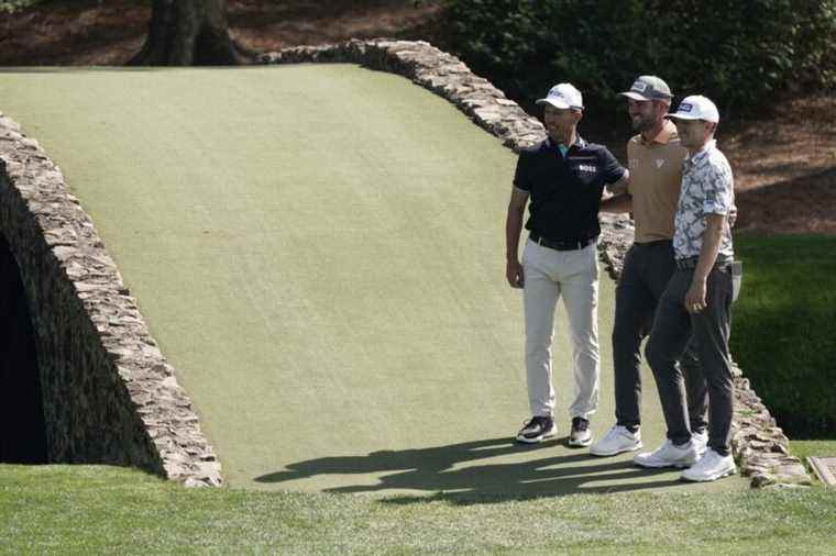 MAÎTRES : Mike Weir, Mackenzie Hughes et Corey Conners célèbrent la fête du Canada à Augusta