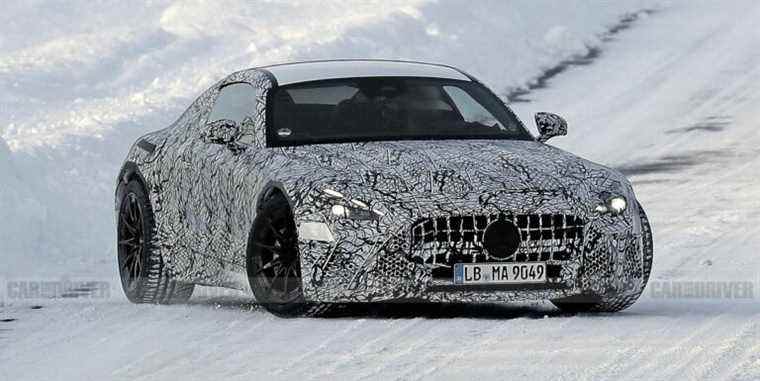 Mercedes-AMG GT de nouvelle génération espionnée ressemblant à un coupé SL