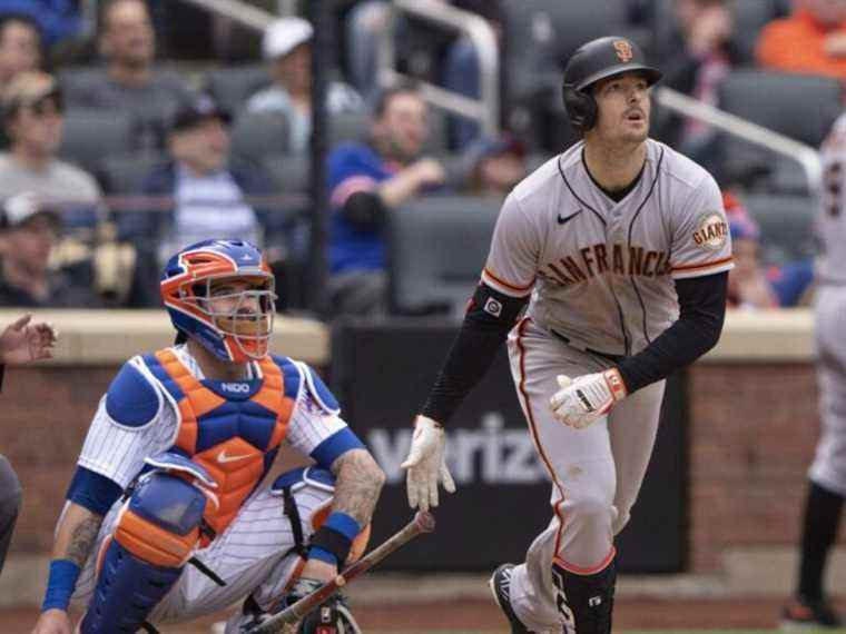 Mike Yastrzemski des Giants teste positif pour COVID-19