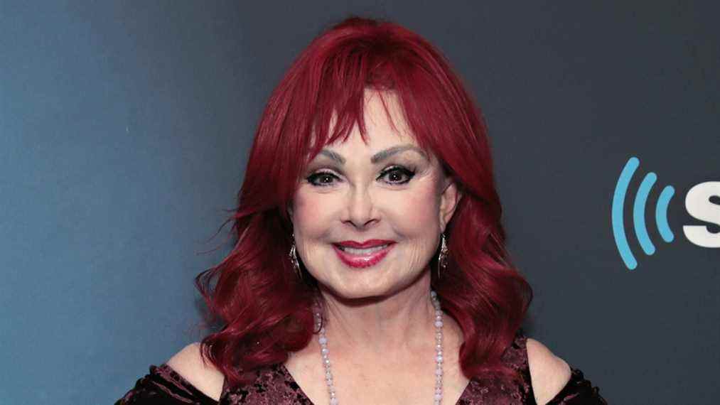 Naomi Judd, du duo gagnant d'un Grammy The Judds, décède à 76 ans
