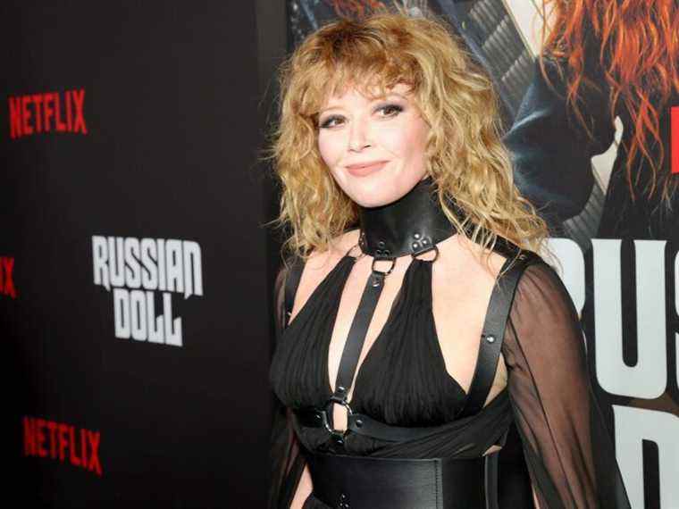 Natasha Lyonne se souvient de l’étrange scène finale du film de Marlon Brando tenant son sein