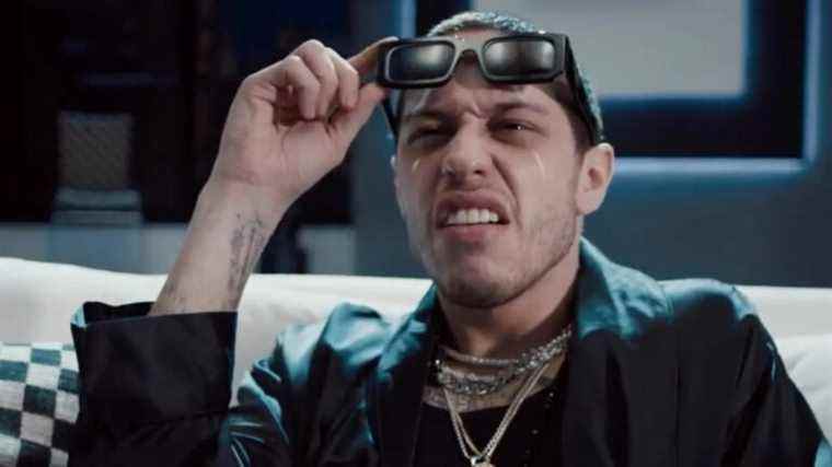 Netflix prend Pete Davidson au sérieux et crée la catégorie "Short-Ass Movies"
