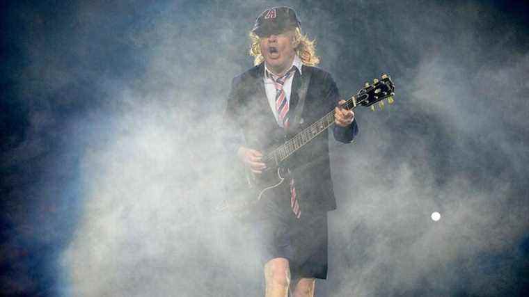 Nous sommes abasourdis d’apprendre que l’écoute d’AC/DC améliore la vitesse et la précision d’un chirurgien