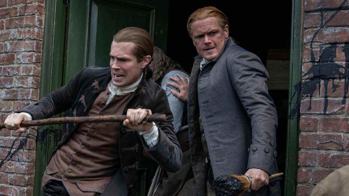 Outlander Star décompose le chemin «inconcevable» de Jamie et la décision de Lord John
