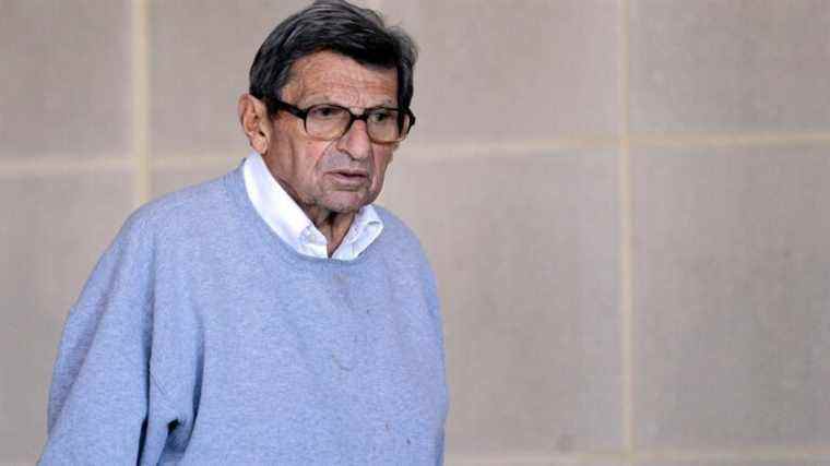 Personne n’a demandé une rétrospective de Joe Paterno sur son « héritage »