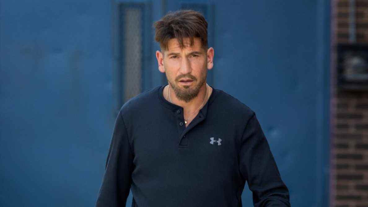 Pourquoi Jon Bernthal a pris un nouveau rôle en tant que travailleur du sexe, bien qu'il se considère comme un 