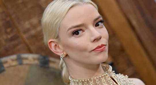 Premier regard sur la star de Peaky Blinders Anya Taylor-Joy dans un nouveau film avec Ralph Fiennes de James Bond