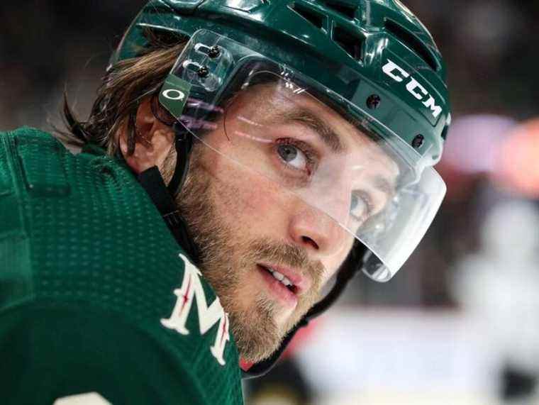 Ryan Hartman de Wild condamné à une amende de 4 250 $ pour un geste de la main