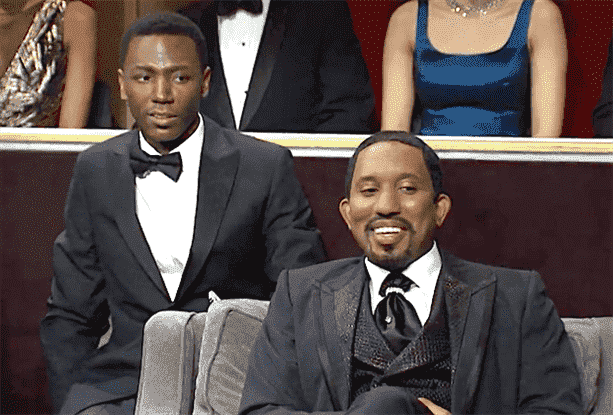 ‘SNL’: Will Smith Oscars Slap Sketch, Seat Filler – Regarder la vidéo